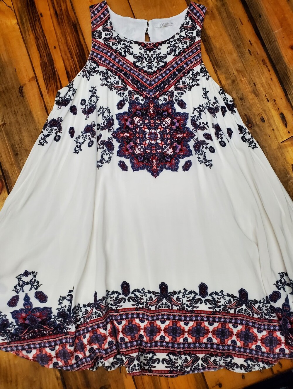 Taylor & Sage White Paisley Medallion Midi Dress Size L Boho Festival Summer
